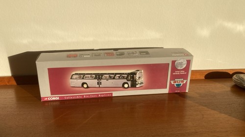 Bus américain corgi vintage - américain,