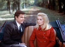 PHOTO BELLE DE JOUR - CATHERINE DENEUVE ET JEAN SOREL V002 519