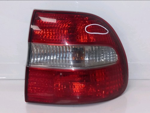 Feu arrière droit volvo v40 - volvo,