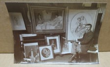 PAINTER OR RESTORER IN FRONT OF PAINTINGS ANTIQUE PHOTOGRAPH