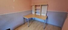 Bureau d'angle IKEA et meuble