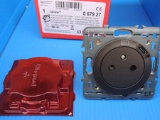 1 Prise de prise courant surface graphite Legrand Céliane avec prise USB