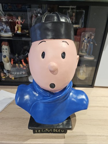 Superbe buste tintin lotus - superbe,