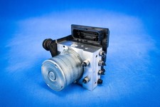 Unité de pompe ABS Audi RS4