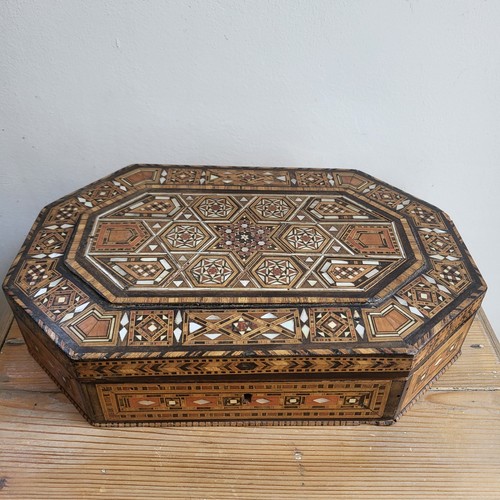 Boîte coffret marqueterie - boîte,