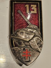 Insigne Militaire  Pucelle Du 13° Régiment du Génie Email Grand Feu