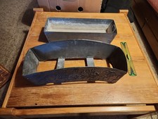 Beau Bac A Fleurs Metal Assez