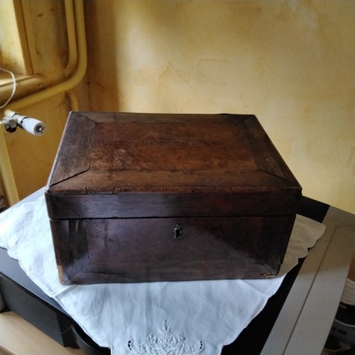 Ancienne boite plaquage - plaquage, bois
