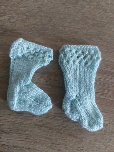 Chaussettes poupée ancienne
