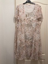 Robe neuve voile polyester