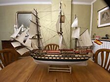 très belle maquette de bateau