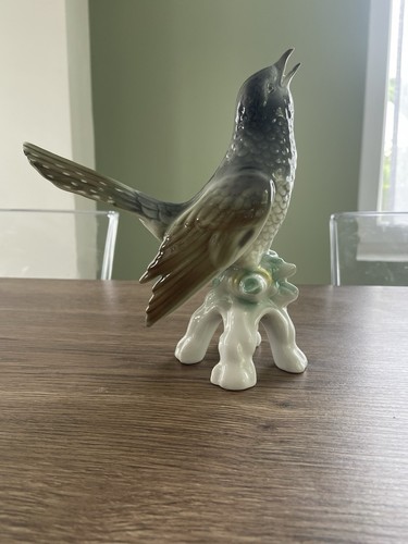 Ancien oiseau porcelaine - ancien, en
