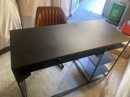 Bureau ordinateur noir - bureau, d’ordinateur