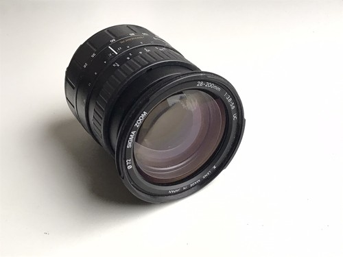 Objectif sigma zoom 200mm d - 28-200mm,