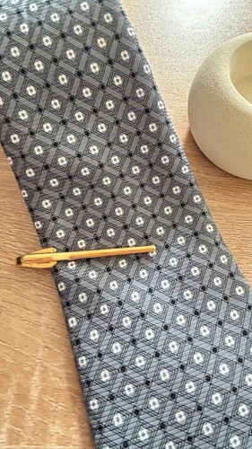 Pince cravate minimaliste - cravate,