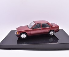 Miniature Voiture AUTO 1:43 MERCEDES BENZ 190 E DIECAST Modélisme Statique Rouge