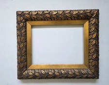 Cadre ancien en bois et stuc