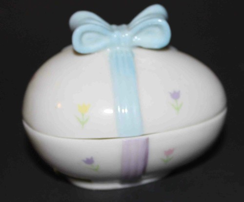 Easter egg trinket - egg, box