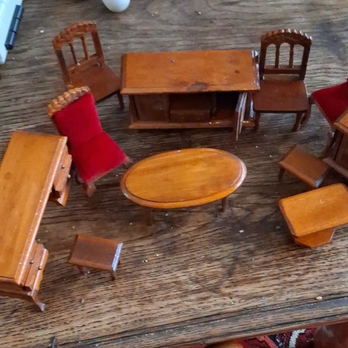 Ensemble meubles miniatures