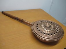 COPPER BASIN WOODEN HANDLE TURNED VILLEDIEU