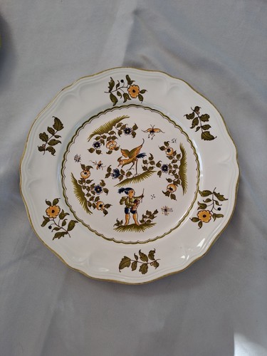 Assiette vieux moustier - moustier,