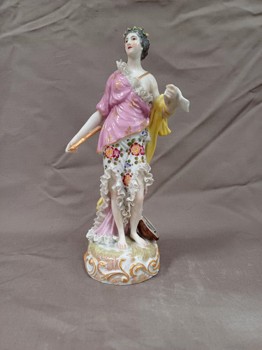 Figurine porcelaine déesse - porcelaine,