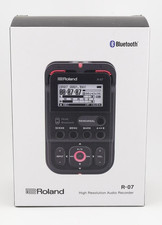 Roland R-07 RD Noir Handy