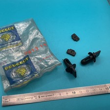 Lot de 2 agrafes fixation de