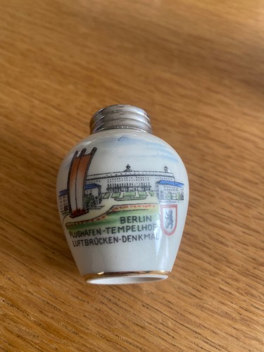 Salière ancienne berlin - ancienne,