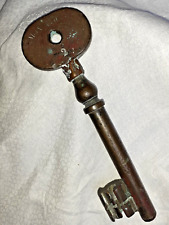 Grande clef ancienne en bronze