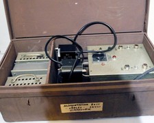 FLIGHT CASE pour caméra CAMEFLEX  16/35 mm / avec divers accessoires