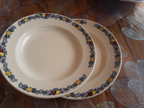 Deux assiettes longchamps - assiettes,