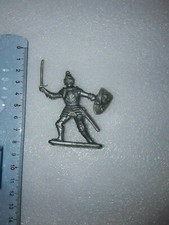  figurine crescent toys