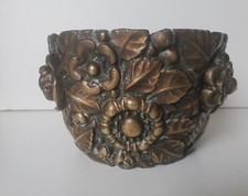 Cache pot en bronze XIXème
