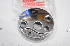 Cache inferieur de compteur HONDA 125 CMC / CB 350-400 F ref: 37213-447-000