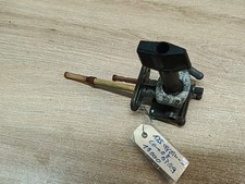 UN ROBINET ESSENCE ORIGINE