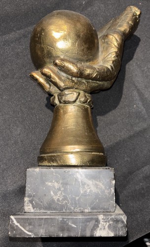 Ancien trophée sculpture main - ancien,