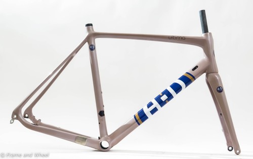Ultima carbon disc limited - carbon,
