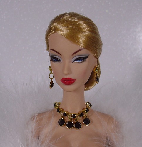 Barbie fashion royalty - fashion,