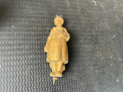 Petite statuette ancienne - , en