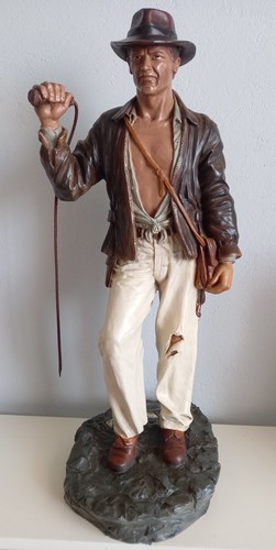 Grande statue indiana - indiana, jones