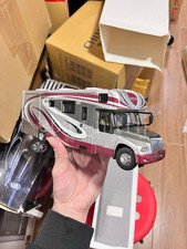 1:42 Scale Yutong Caravans Motorhomes RV Camper Bus Diecast Model Car With Base