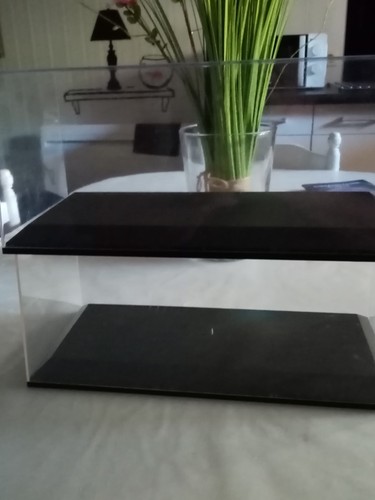 Lot boites vitrine - 2, pour