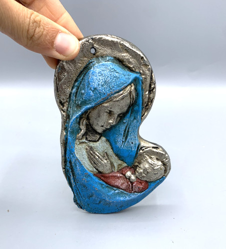 Vierge enfant en - à,