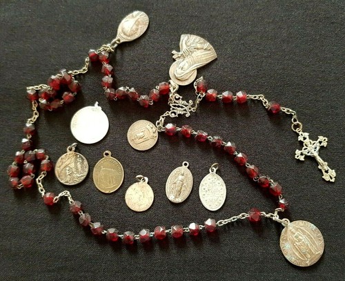 Lot chapelet avec croix - , et