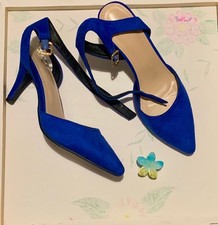 escarpins neufs bleu roi
