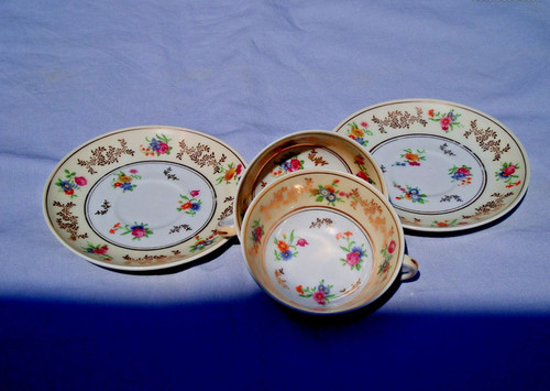 Anciennes tasses thé - à, a