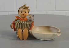 Figurine en porcelaine Hummel
