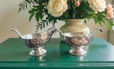 Saucière et ravier argenté