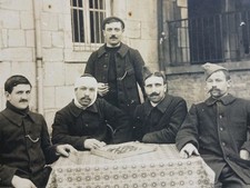 1915 Groupe De Poilus Blessés
